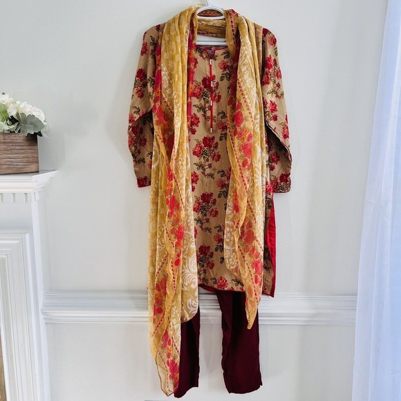 Unbranded Other - 3 pc Gorgeous & Flowy Red Rose Flower Salwar Kameez Kurta Set Size Small Indian